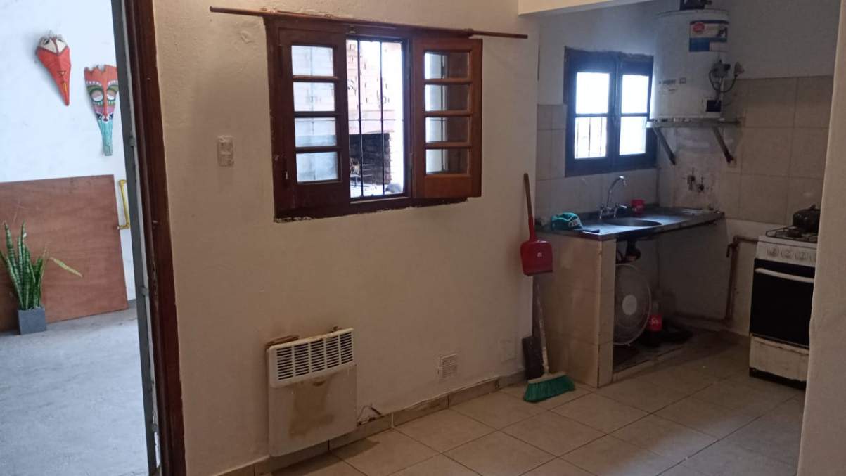 Dúplex un dormitorio y monoambiente en alquiler, barrio San Vicente