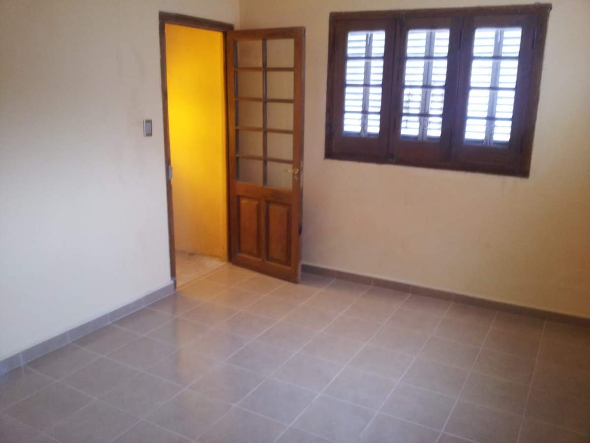 Dúplex un dormitorio y monoambiente en alquiler, barrio San Vicente