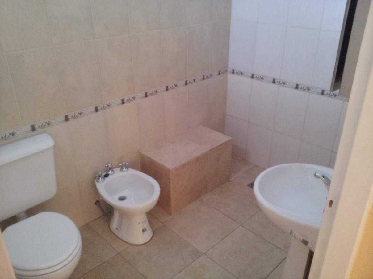 Dúplex un dormitorio y monoambiente en alquiler, barrio San Vicente