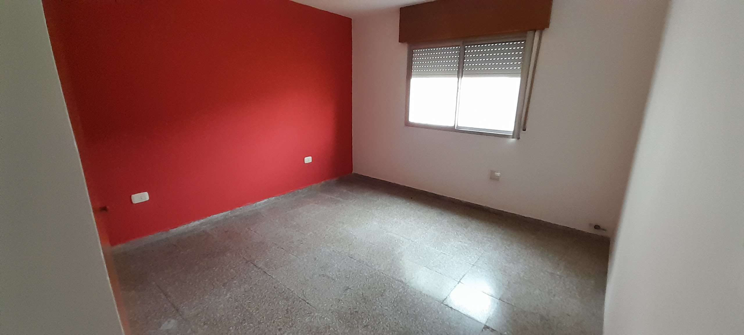 SANTA CLARA DE ASIS - CORREA DE SAA 2455 - CASA 2 DORMITORIOS CON GARAGE Y PATIO