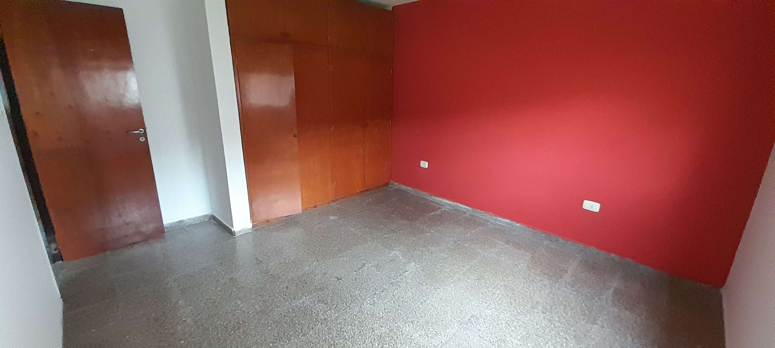 SANTA CLARA DE ASIS - CORREA DE SAA 2455 - CASA 2 DORMITORIOS CON GARAGE Y PATIO