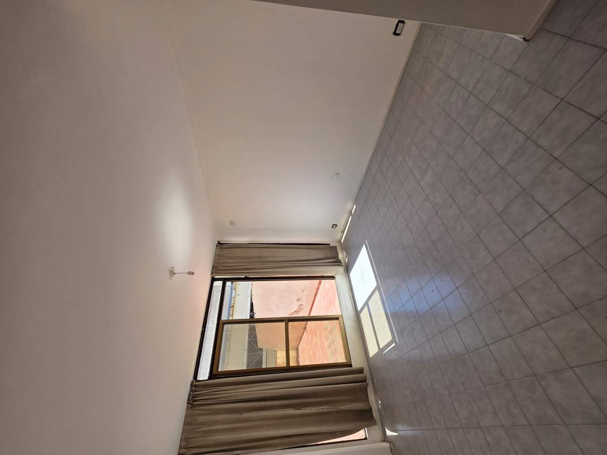 PLENO CENTRO! ALQ. MONOAMBIENTE CON TERRAZA GRANDE, DEAN FUNES 353 - CÓRDOBA