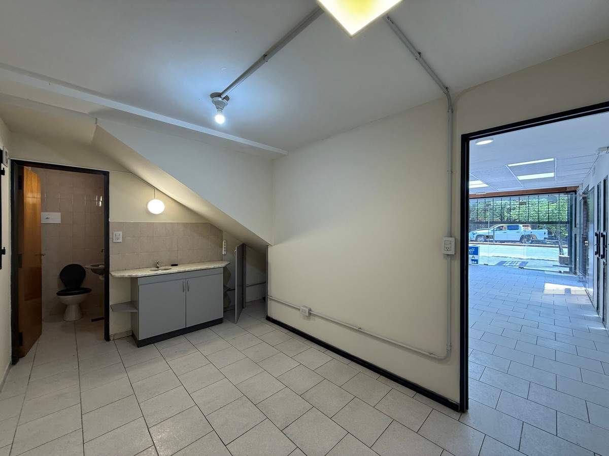 Local en alquiler  Av. Recta Martinolli