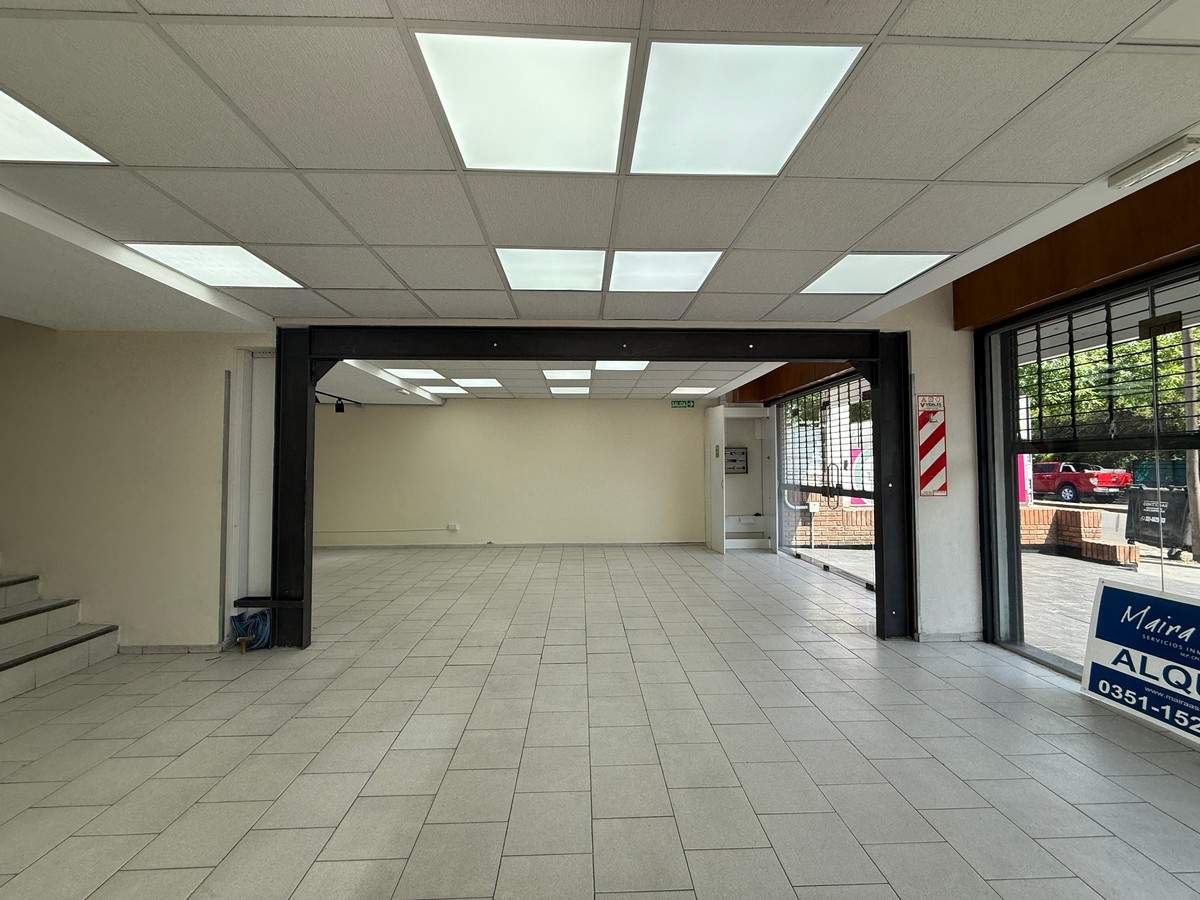 Local en alquiler  Av. Recta Martinolli