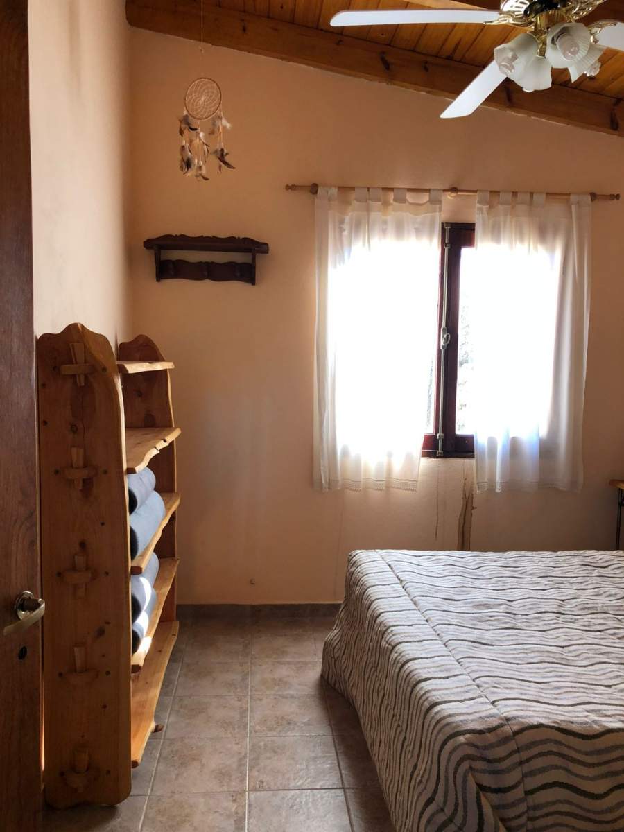 CABAÑA 1 DORMITORIO AMOBLADA y EQUIPADA-ALQ. PERMANENTE - SANTA MÓNICA