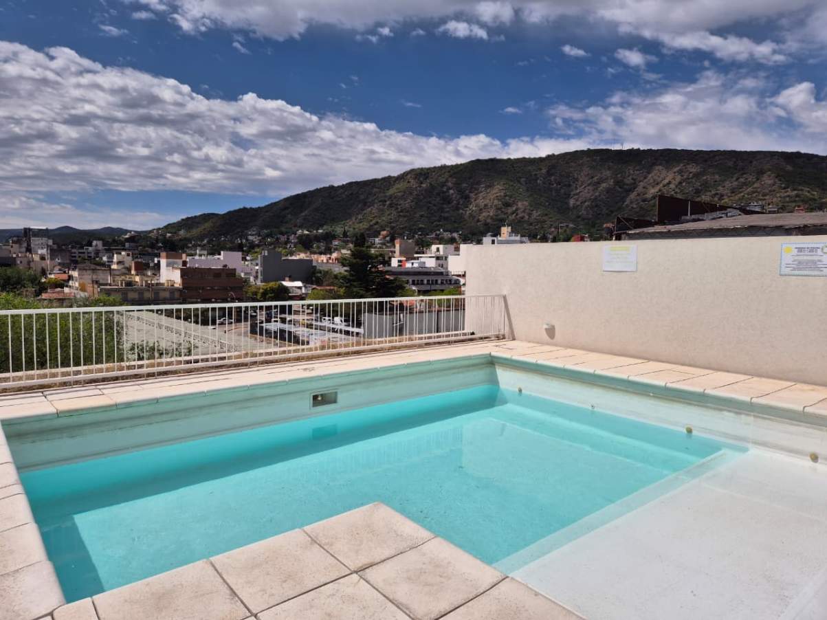 ALQUILER TEMPORARIO EN EL CENTRO DE VILLA CARLOS PAZ