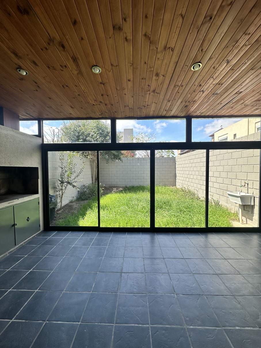 DUPLEX ALTOS DE MANANTIALES 3D 3B - APTO CREDITO