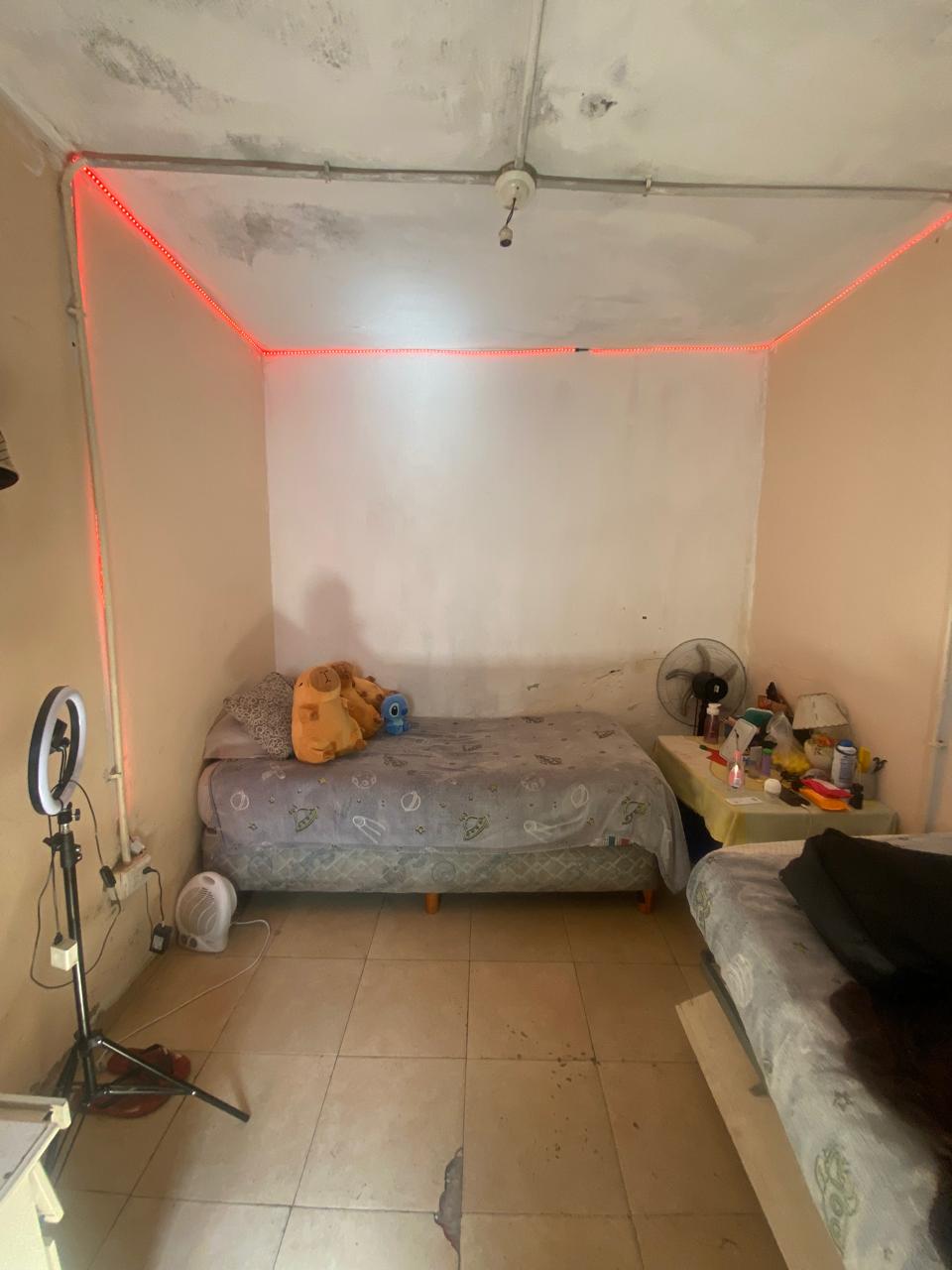 Vendo casa amplia reciclar en Hogar Propio excelente inversión
