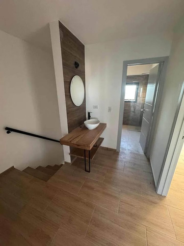 Duplex En Alquiler De 3 Dormitorios En Docta