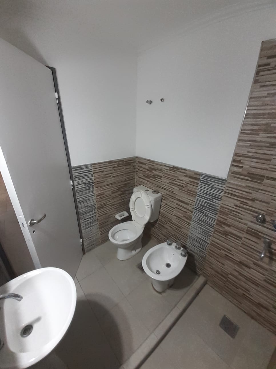 ALTO ALBERDI (ZIPOLI ESQ HUMBERTO PRIMO) - ALQUILER DEPARTAMENTO 1 DORM.