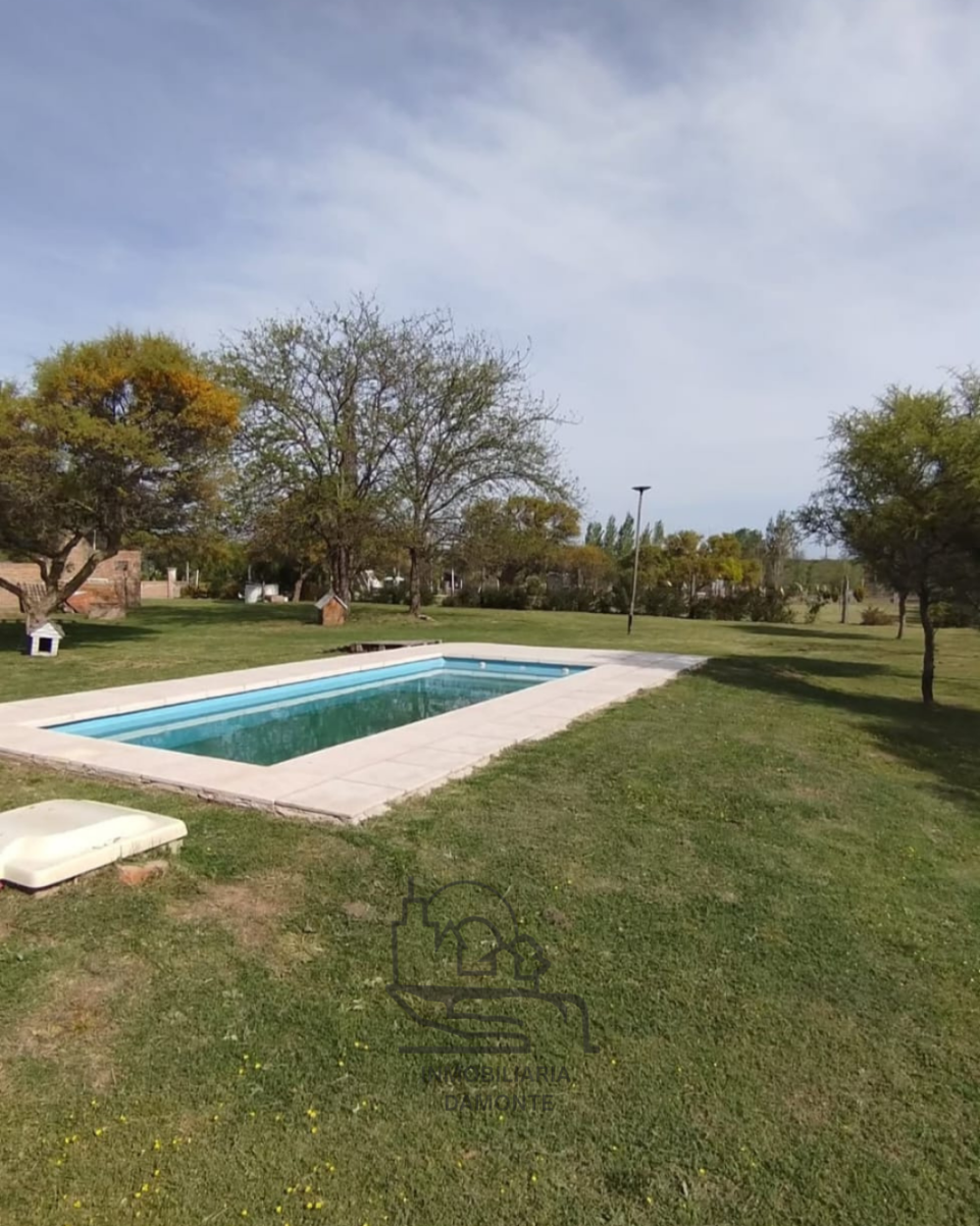 Casa Quinta con Pileta y Parque  B La Josefina