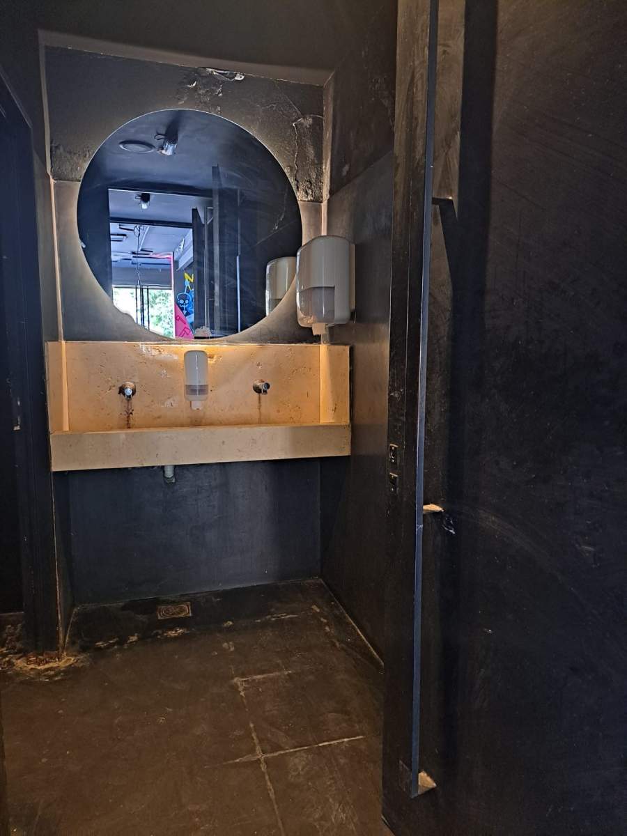 ALQUILER  LOCAL - CALLE TEJEDA, CERRO DE LAS ROSAS