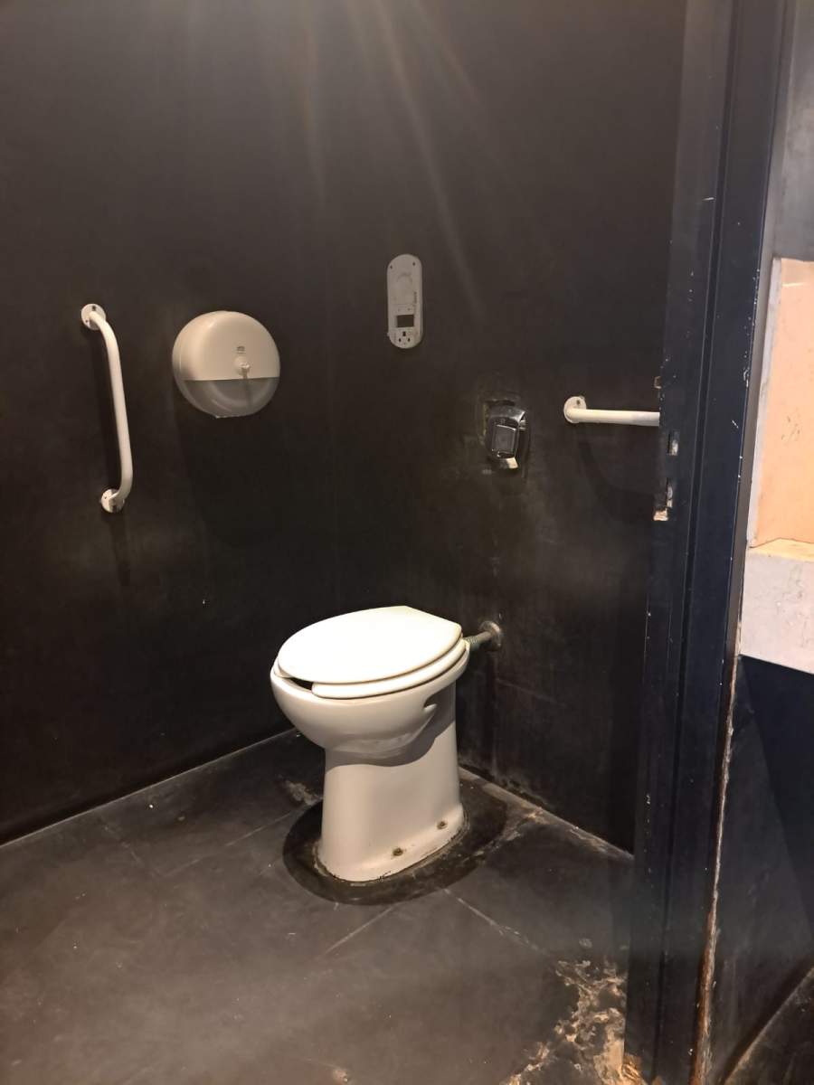 ALQUILER  LOCAL - CALLE TEJEDA, CERRO DE LAS ROSAS