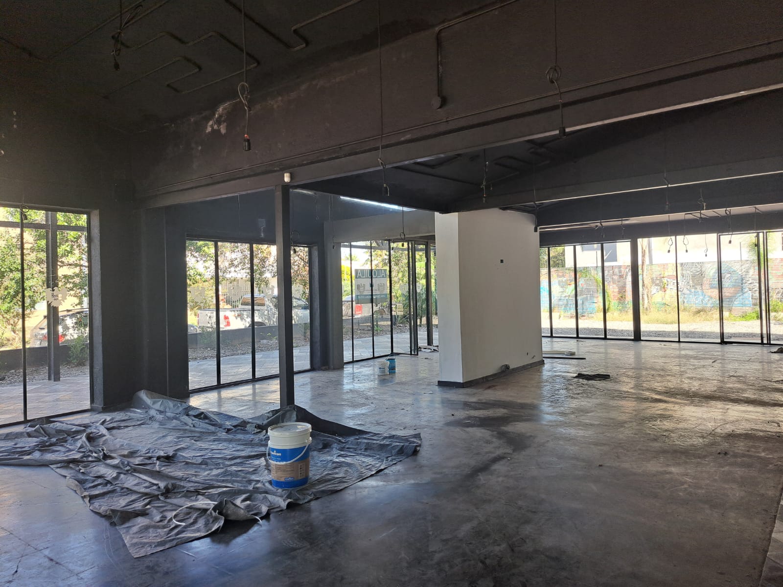 ALQUILER  LOCAL - CALLE TEJEDA, CERRO DE LAS ROSAS