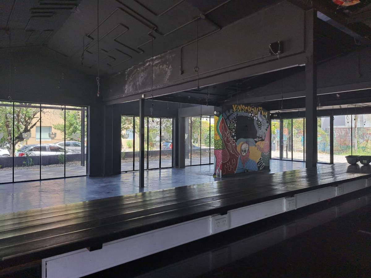 ALQUILER  LOCAL - CALLE TEJEDA, CERRO DE LAS ROSAS