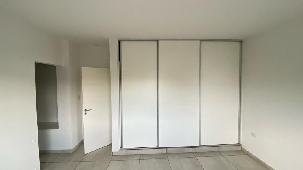 Venta Casa 3 dormitorios Nuevo Urca z Valle Escondido