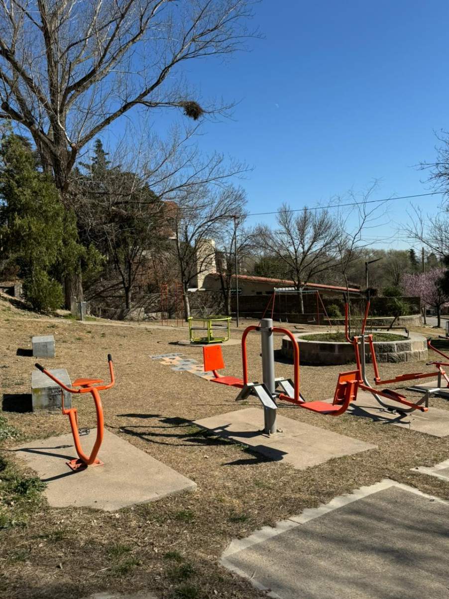 HERMOSO LOTE EN VENTA UBICADO EN VILLA CARLOS PAZ - NEGOCIABLE - imagen 7