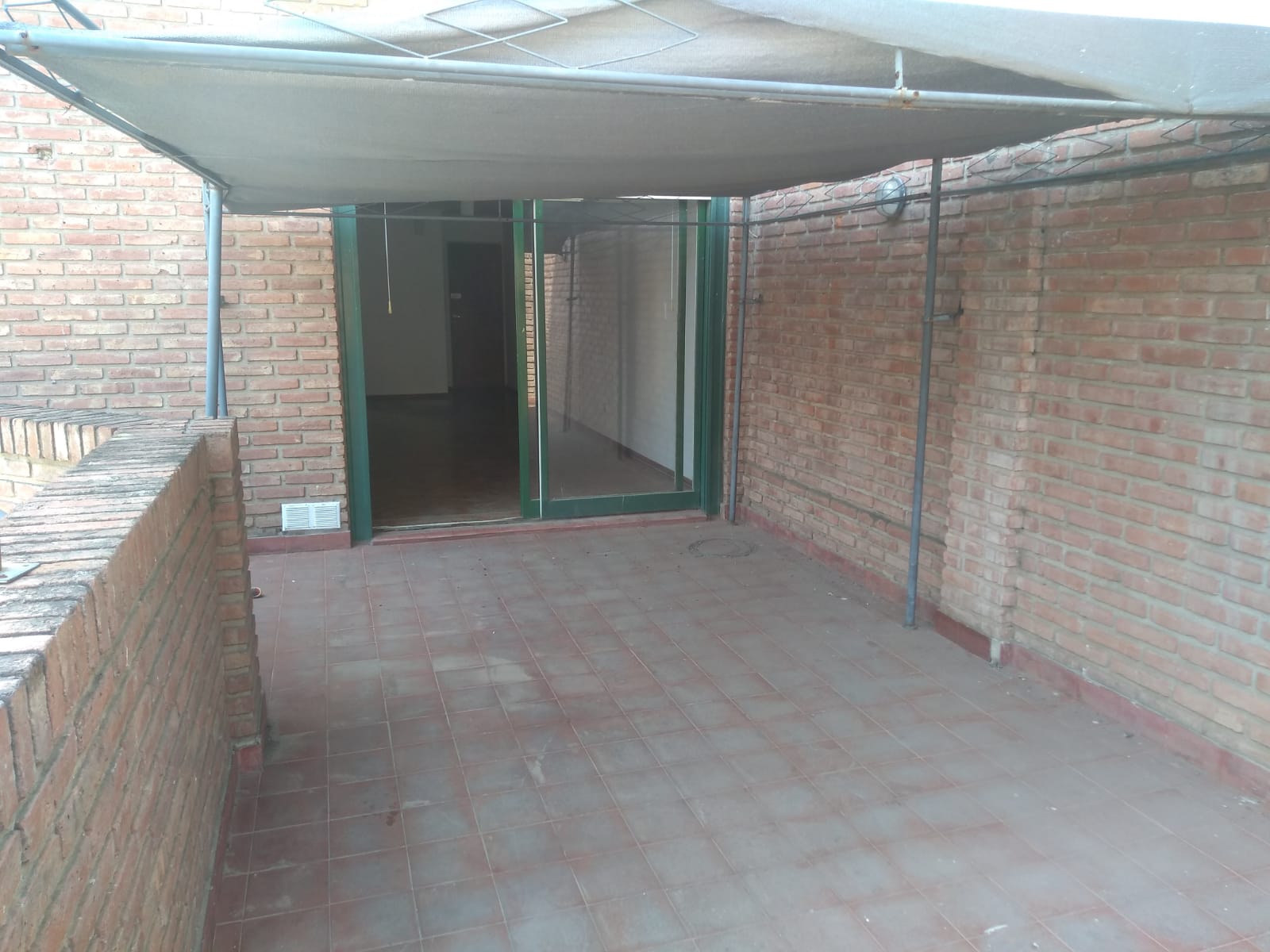 GENERL PAZ, DEPARTAMENTO 3 DORMITORIOS CON COCHERA TERRAZA PROPIA