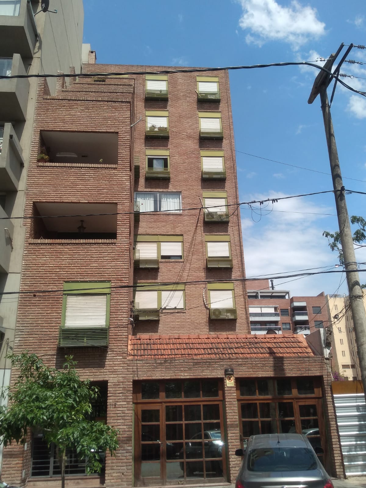 GENERL PAZ, DEPARTAMENTO 3 DORMITORIOS CON COCHERA TERRAZA PROPIA