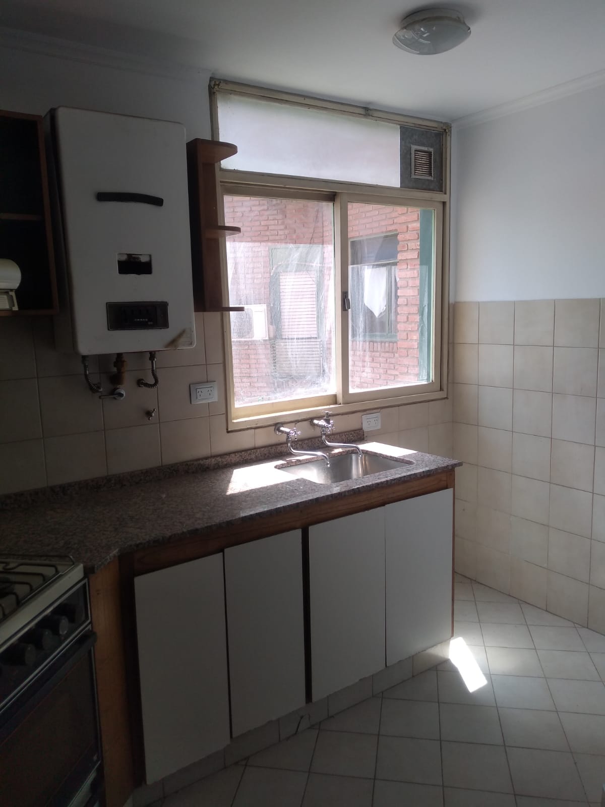 GENERL PAZ, DEPARTAMENTO 3 DORMITORIOS CON COCHERA TERRAZA PROPIA