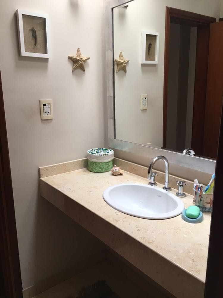 Casa en Venta 4 dormitorios en PB espacios amplios y funcional en Zona de Colegios de zona Norte Agenda tu visita