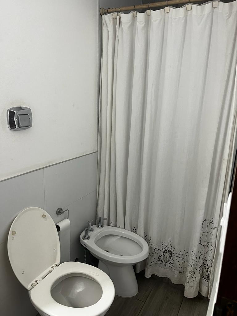 Casa en Venta construida en Planta Baja - Suite en Planta alta - 3 dorm y escritorio-funcional, luminosa-