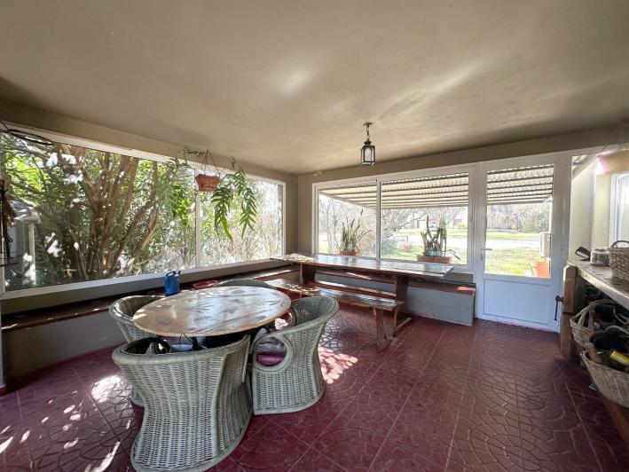 Casa a la venta Valle Escondido Los Arboles 4 dormitorios , quincho y pileta - Recibe Menor