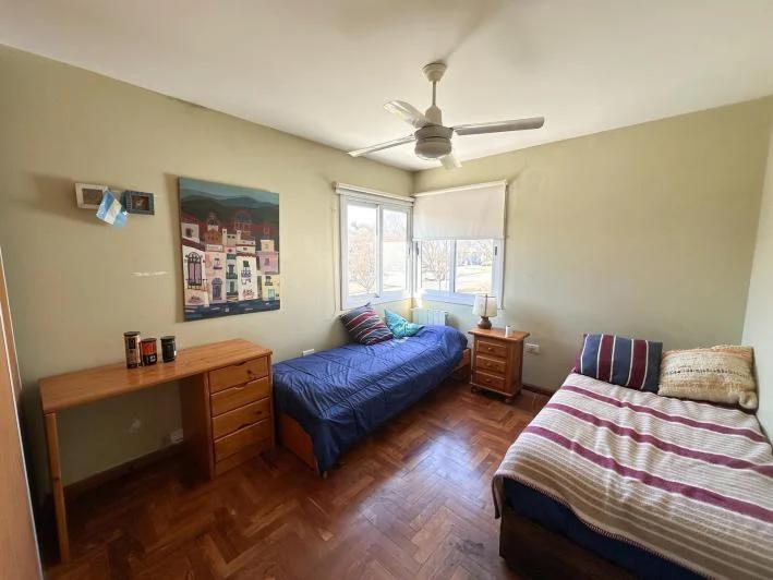 Casa a la venta Valle Escondido Los Arboles 4 dormitorios , quincho y pileta - Recibe Menor