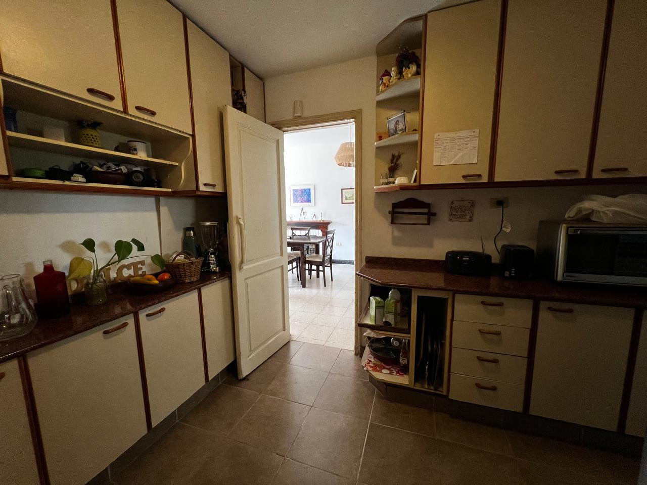 Oportunidad en Villa Belgrano: Propiedad Ideal para Consultorios, Oficinas o Coworking en Zona Premium