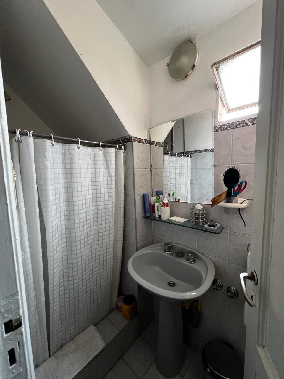 Oportunidad en Villa Belgrano: Propiedad Ideal para Consultorios, Oficinas o Coworking en Zona Premium