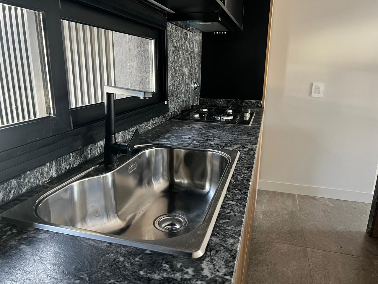 Casa en Venta 3 dorm en Patagonia Home  Seguridad Construida en una planta entorno natural de Villa Warcalde