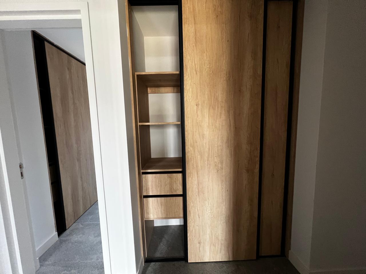 Casa en Venta 3 dorm en Patagonia Home  Seguridad Construida en una planta entorno natural de Villa Warcalde