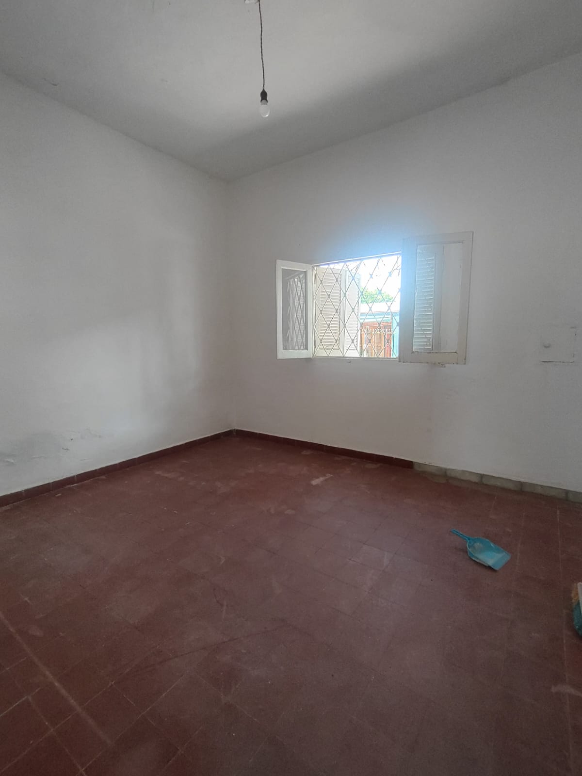 BARRIO COLON ALQUILER CASA 2 DORMITORIOS