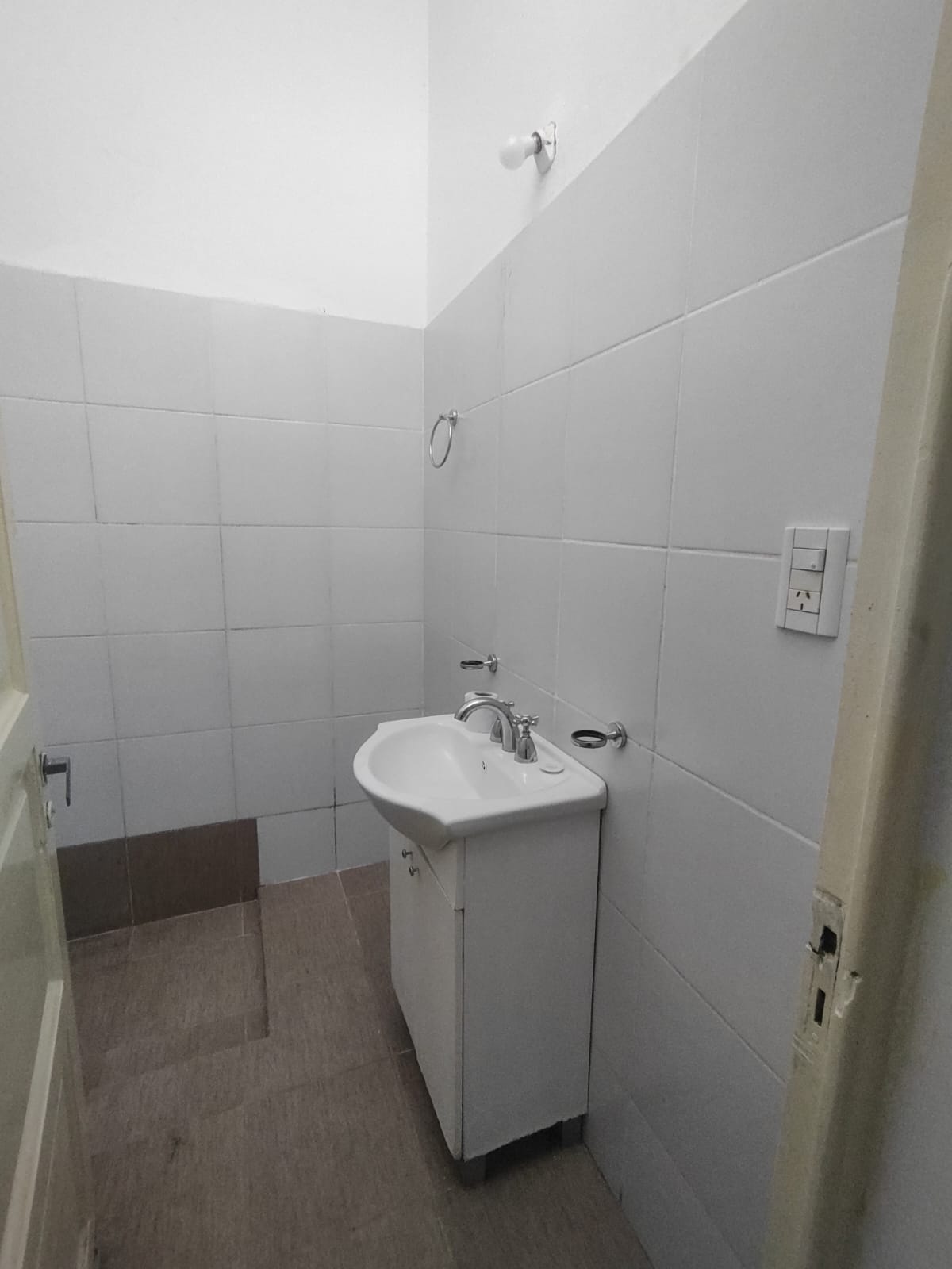 BARRIO COLON ALQUILER CASA 2 DORMITORIOS