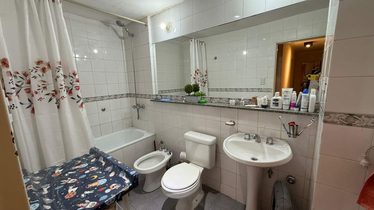 Departamento en Venta de 2 dormitorios 2 baños en Nueva Cordoba