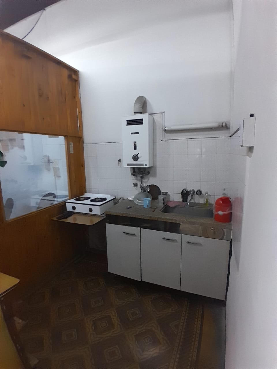 ALQUILER COMERCIAL  DE GALPÓN FOSA OFICINA EN JUAN B. JUSTO 2675  ALTA CÓRDOBA