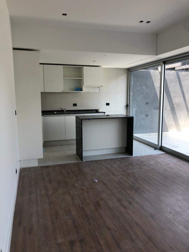 Se vende departamento en condominio Summum de 1 dormitorio
