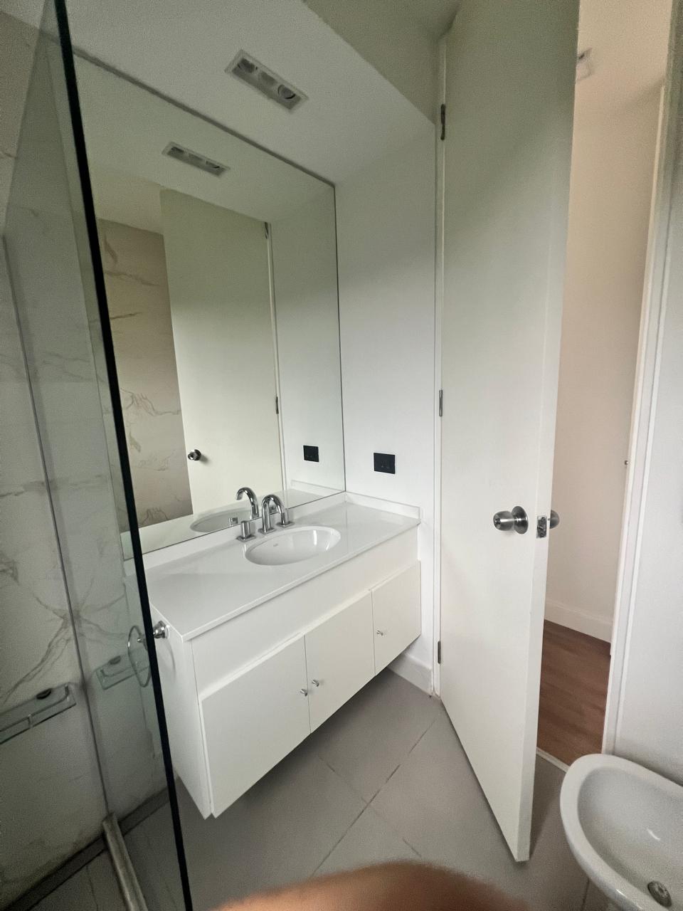 Se vende departamento en condominio Summum de 1 dormitorio