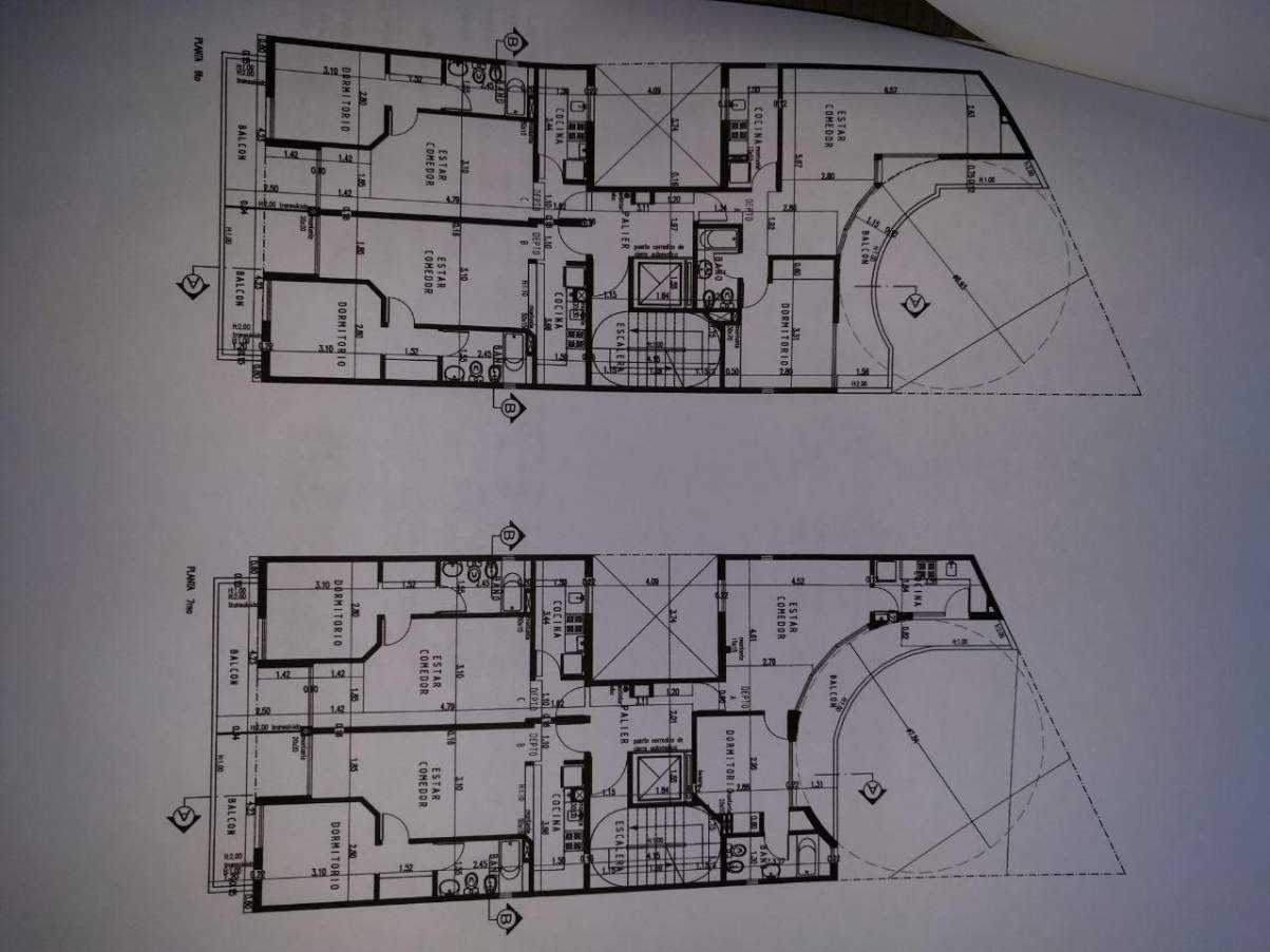 Vendo Terreno Av Castro Barros 135