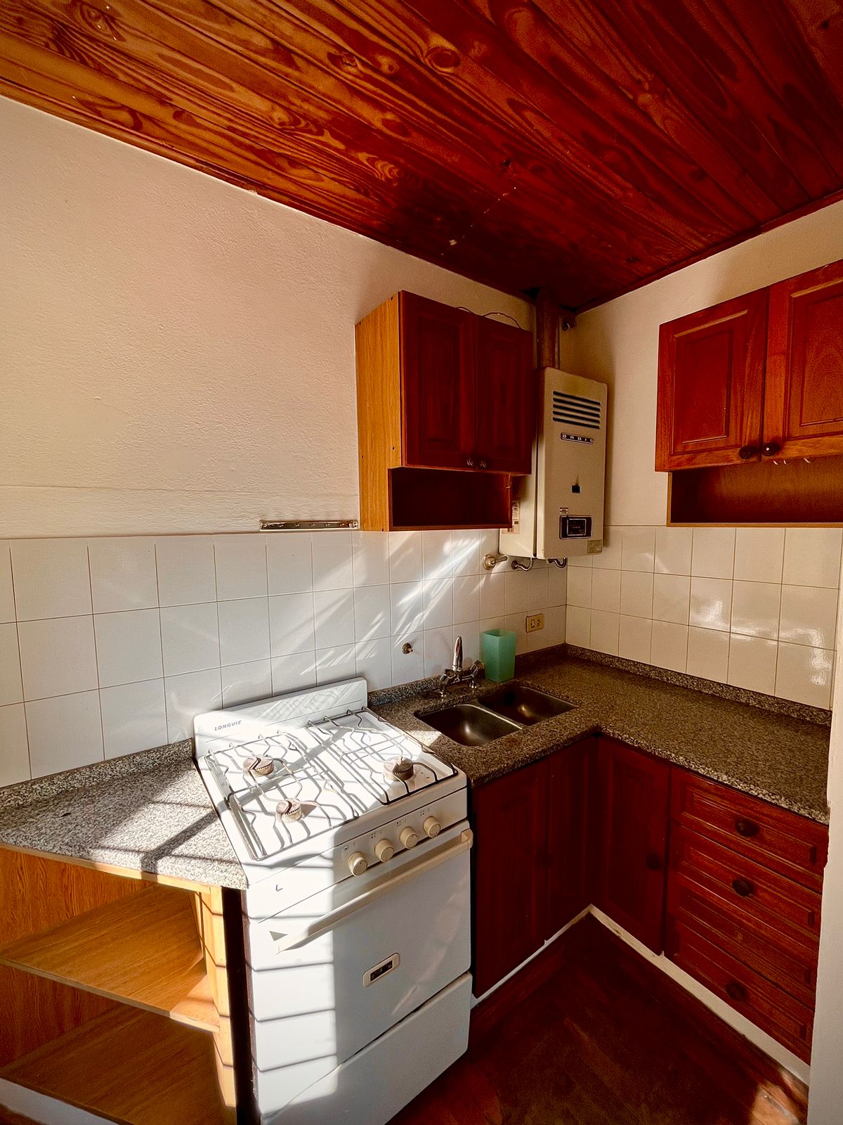 Duplex en Venta más cochera Zona Altos de Villa Cabrera