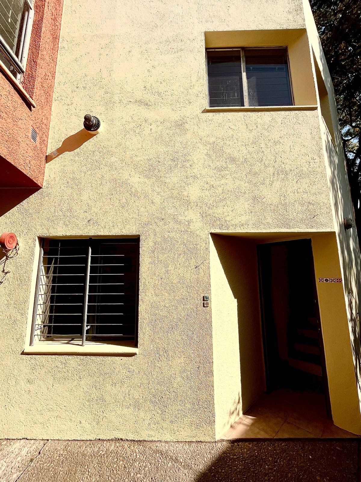 Duplex en Venta más cochera Zona Altos de Villa Cabrera