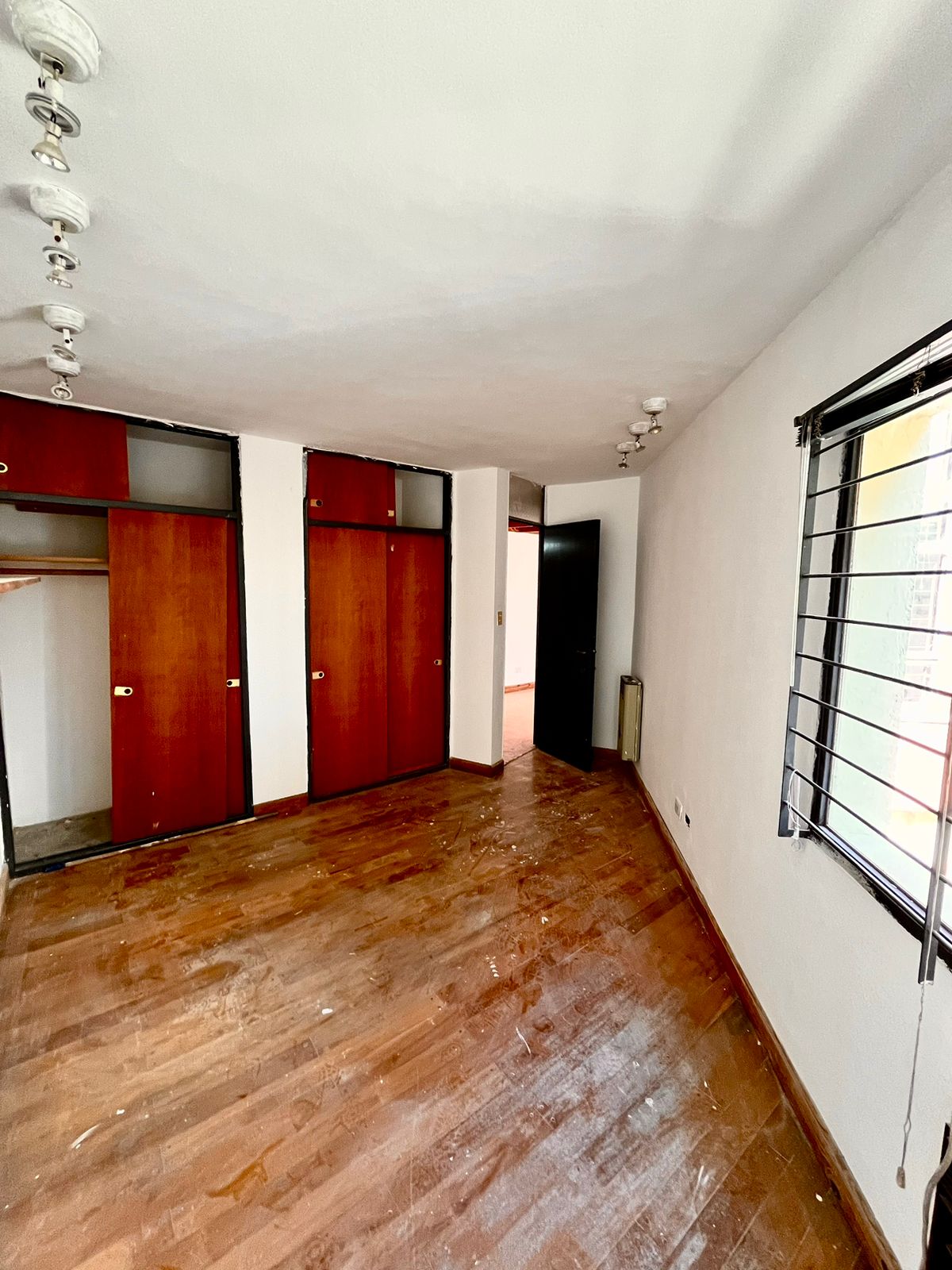 Duplex en Venta más cochera Zona Altos de Villa Cabrera