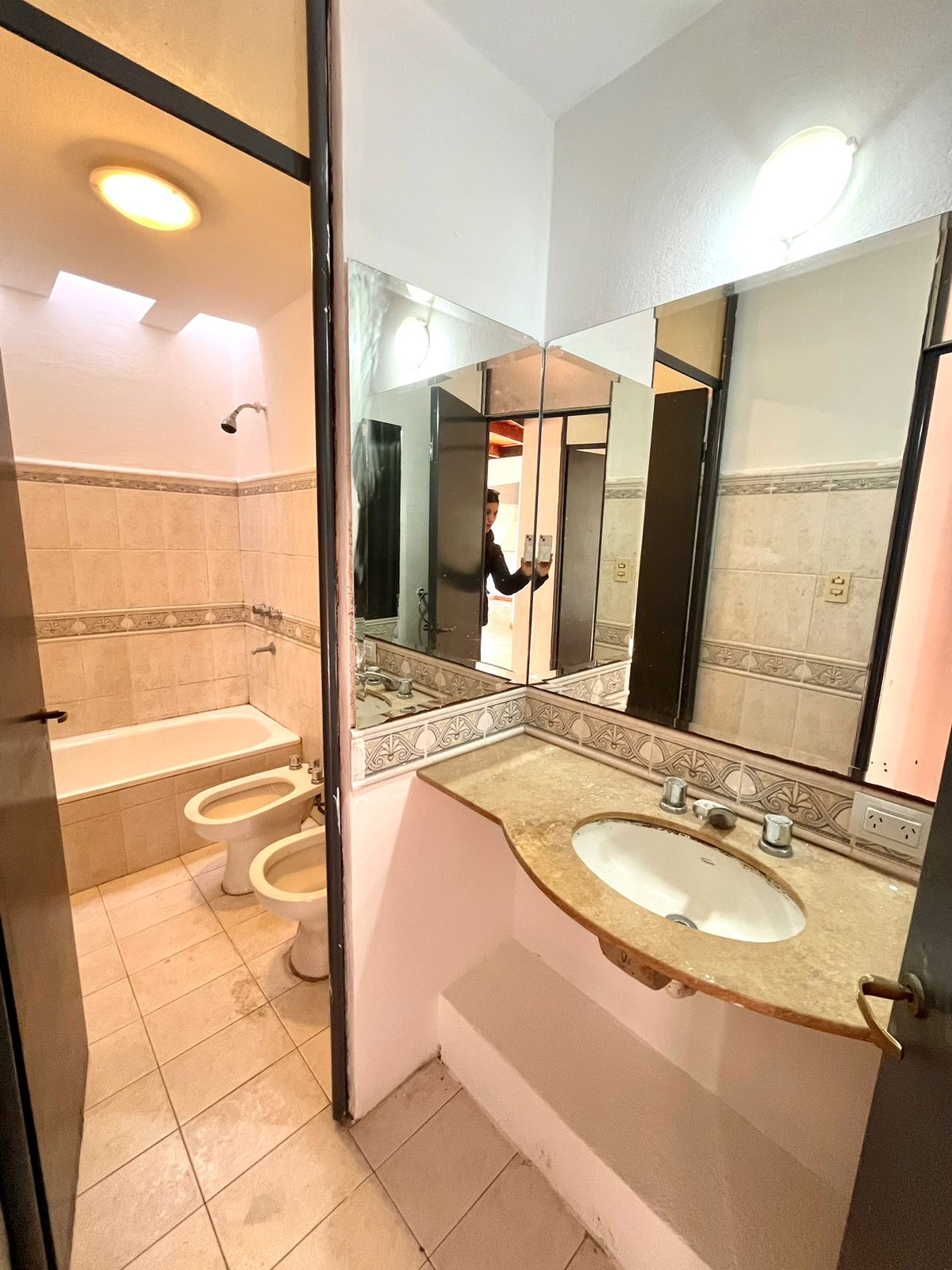 Duplex en Venta más cochera Zona Altos de Villa Cabrera