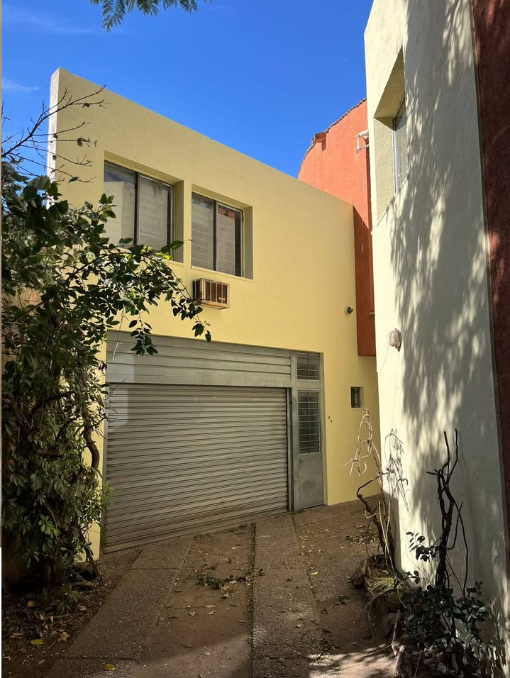 Duplex en Venta más cochera Zona Altos de Villa Cabrera