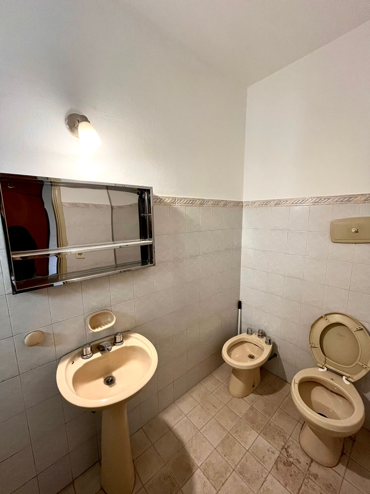 Duplex en Venta más cochera Zona Altos de Villa Cabrera