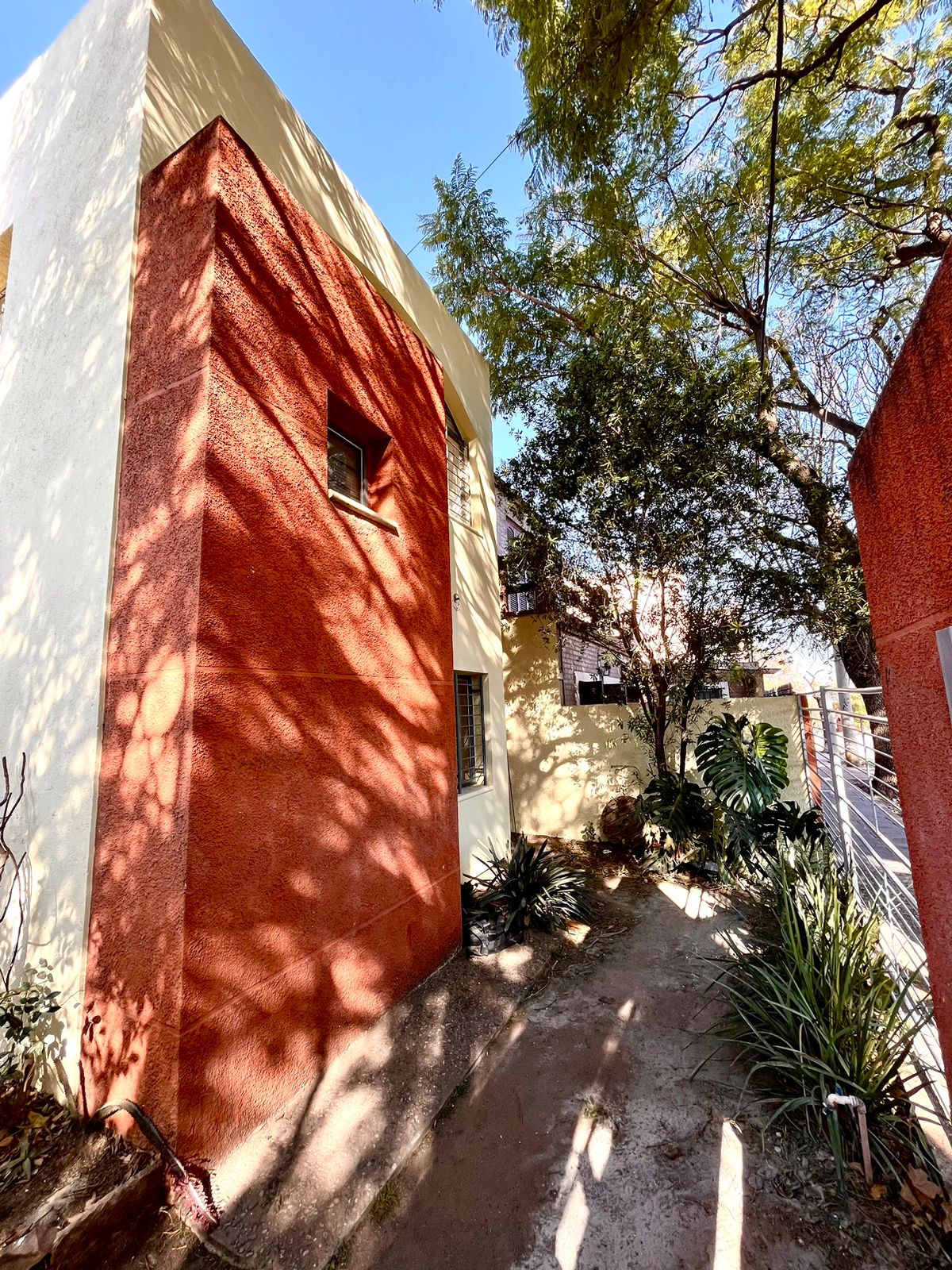 Duplex en Venta más cochera Zona Altos de Villa Cabrera