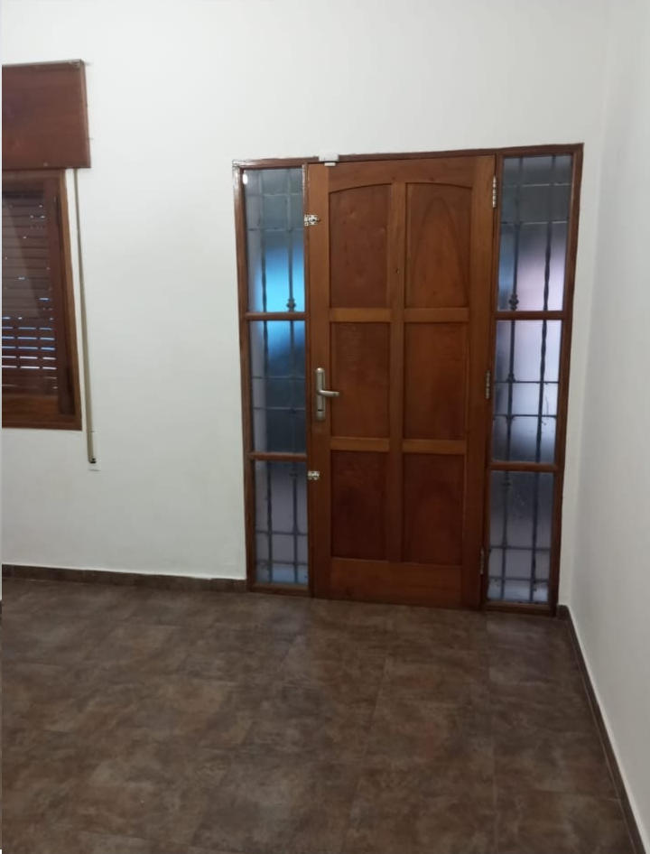 Casa 2 dormitorios con patio y asador  B. Alta Cba