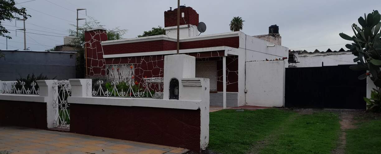 VENDO casa B° Marquez de Sobremonte APTO CREDITO