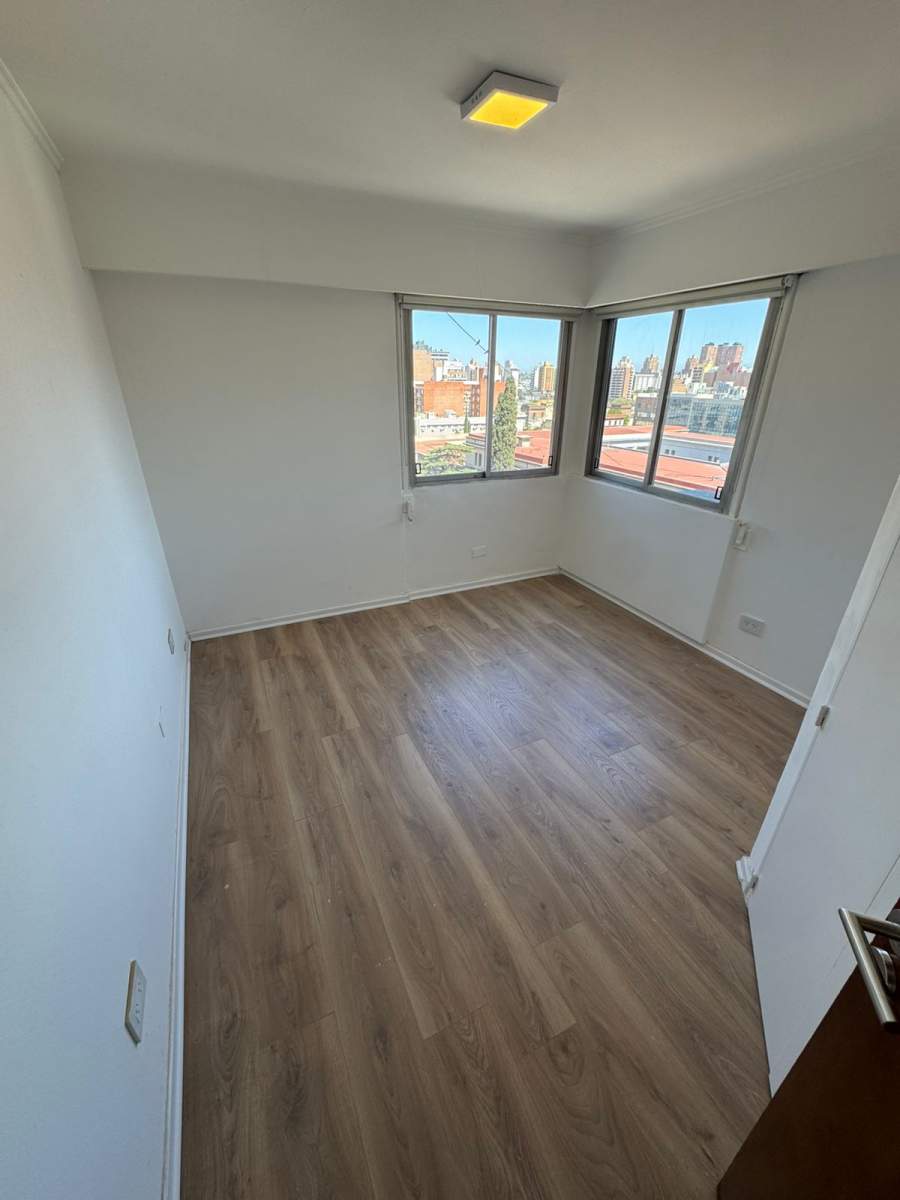 Departamento en Vta Nva Cba.  Hipolito yrigoyen 93