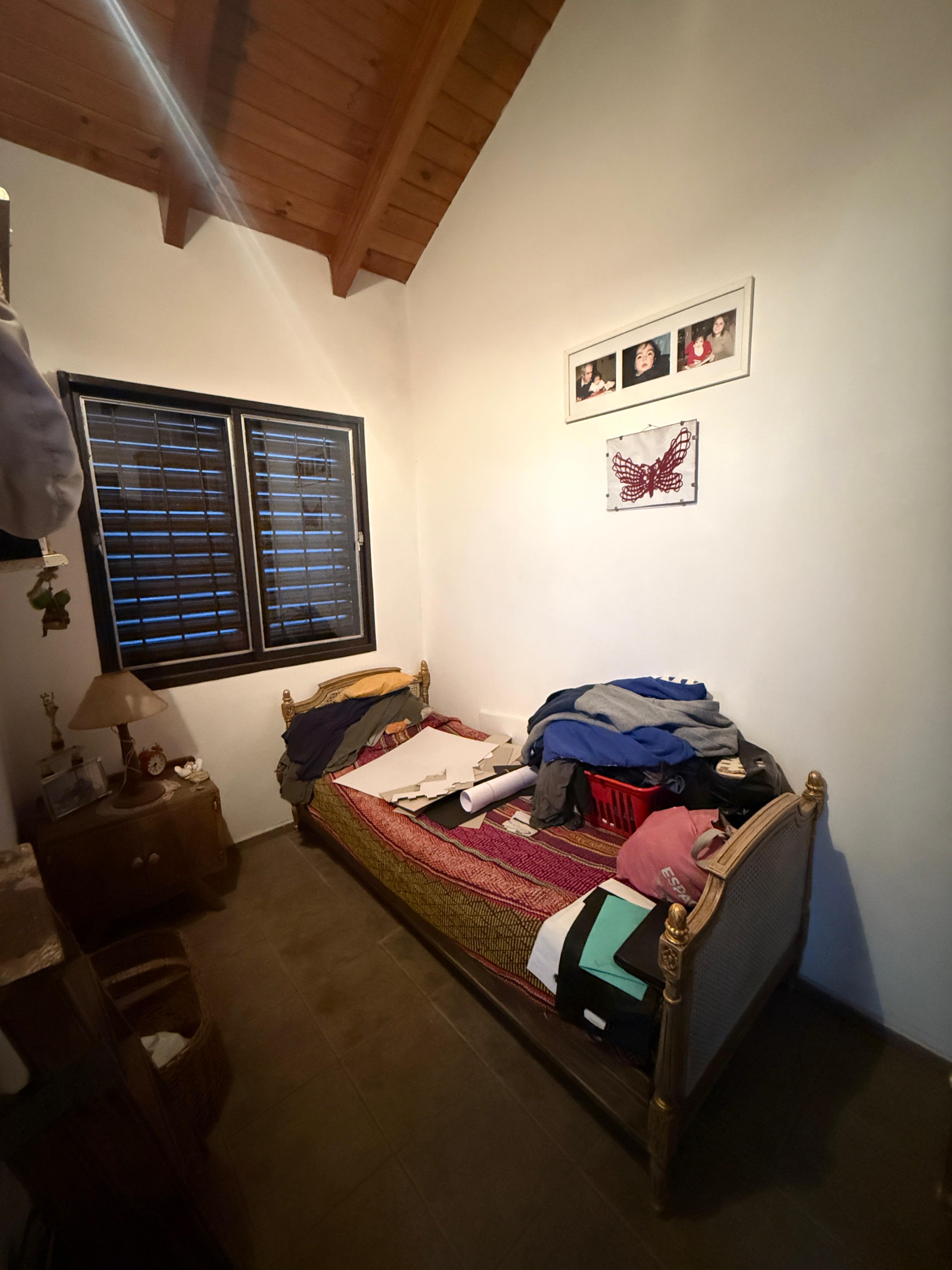 VENTA CASA ESQUINA SOBRE AV. TISSERA MENDIOLAZA